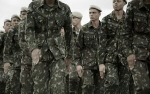 MILITARES